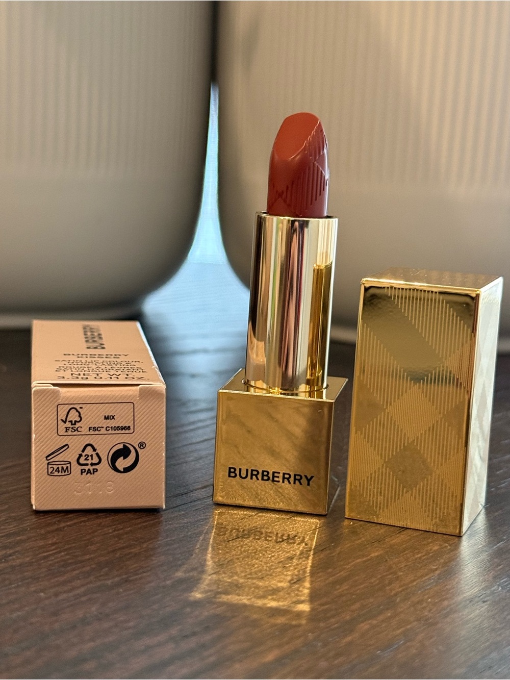 Burberry Kisses Satin Lip Color 93 Russet Lipstick NIB ✨ Luxury Makeup - Picture 3 of 3